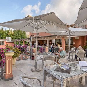 Hotel Monte Rosa cazare Chiavari