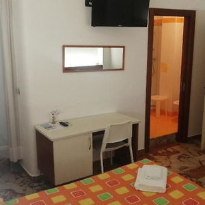 Hotel B&B L'isola cazare Porto Cesareo