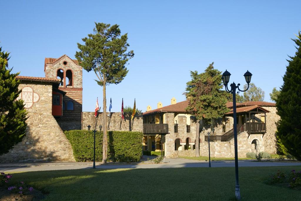 Hotel Simantro Resort