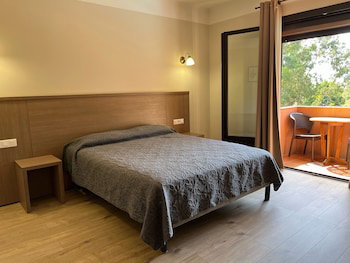 Hotel Corsica - Porto Ota