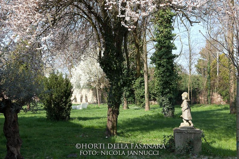 Hotel Villa Horti Della Fasanara - Guest House