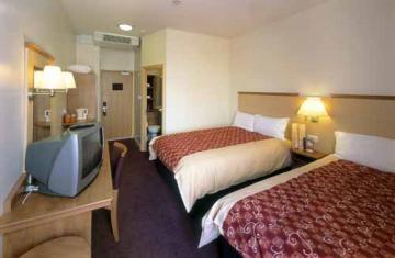 Premier Inn Heathrow Airport (Bath Road)