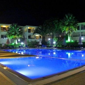 Hotel Kalives Resort Hotel cazare Kalyves Polygyrou