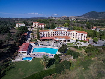 Hotel Karavados