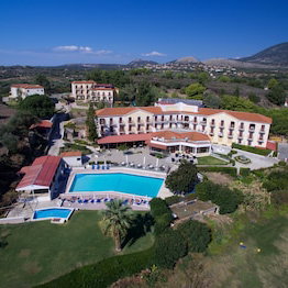 Hotel Karavados cazare Valsamata