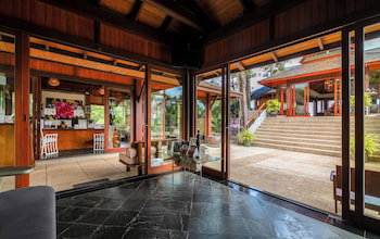 Ayara Kamala Resort And Spa