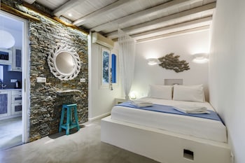 Evlalia Studios And Villas