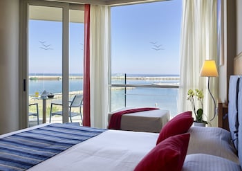 Hotel Kyma Suites Beach Hotel
