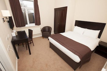 Dolphin Hotel