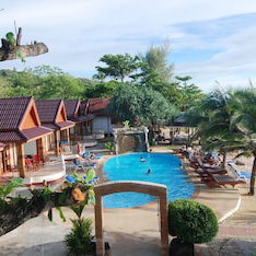 Hotel Lanta Paradise Beach Resort cazare Saladan