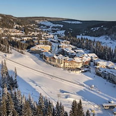 Hotel Sun Peaks Grand Hotel cazare Chase