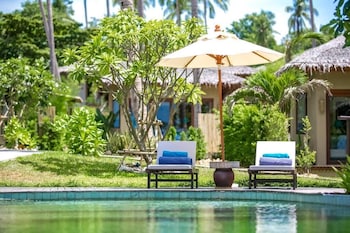 Hotel Sea Dance Resort (Sha)