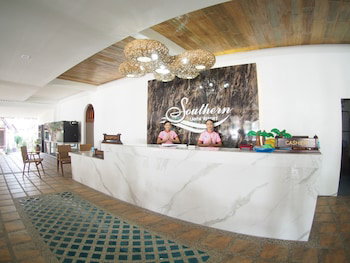 Southern Lanta Resort