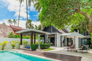 Hotel The Sea Koh Samui Beachfront Resort And Spa (Sha)