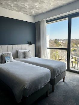 Hotel Kyriad Lyon Ouest - Limonest