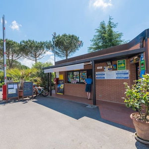 Hotel Camping Village Il Poggetto cazare Troghi