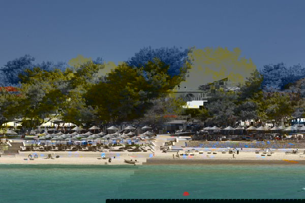 Hotel Portes Beach Hotel