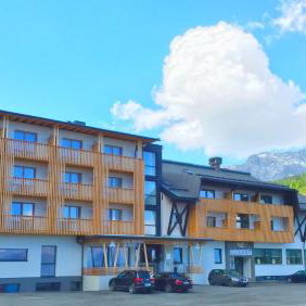 Hotel Almhotel Karnten cazare Hermagor