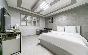 Hotel Gumi Geumosan Pink Rose