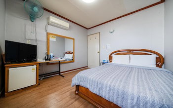 Hotel Sokcho Two Wheels Motel