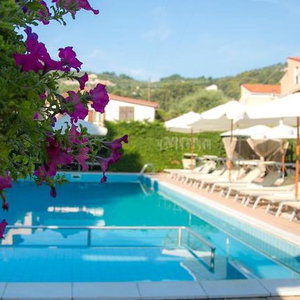 Hotel Residence Holidays cazare Finale Ligure