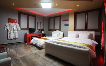 Hotel Taebaek M
