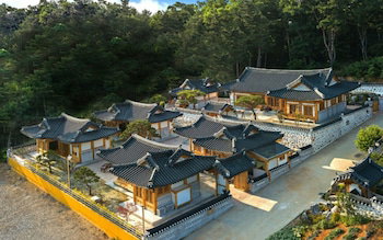 Hotel Donghae Hanok Donganjae Pension
