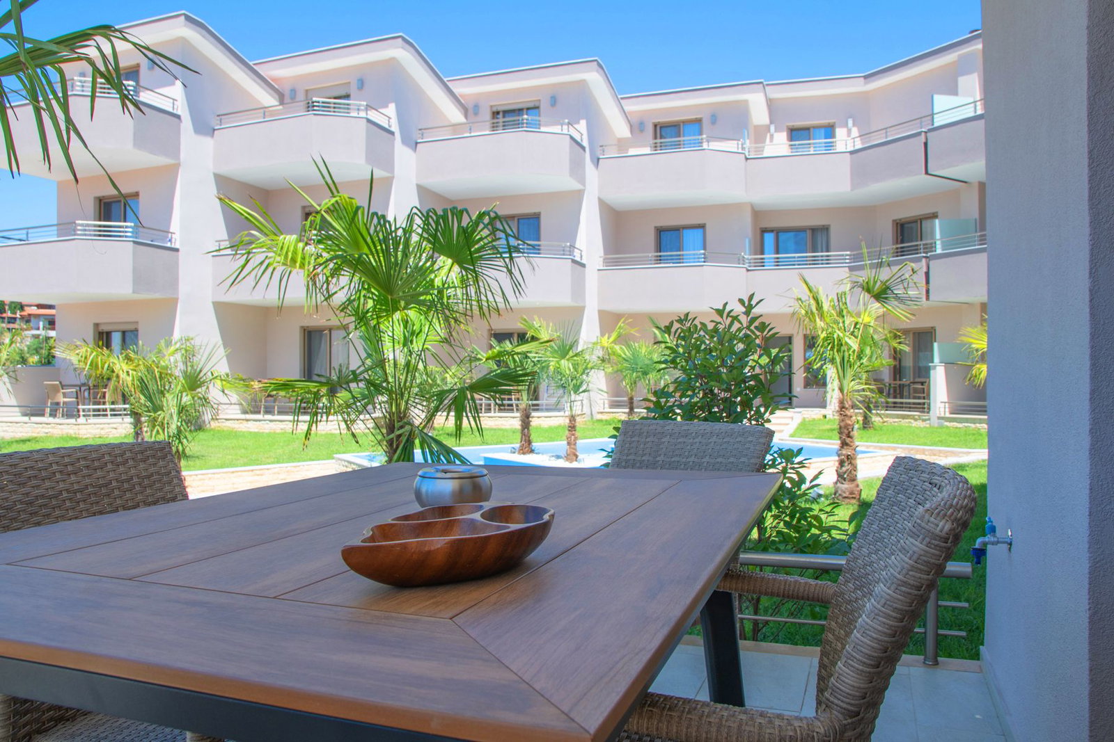 Hotel Aria Garden Suites