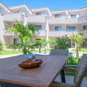 Hotel Aria Garden Suites cazare Nikiti