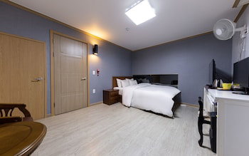 Hotel Daejeon Yongjeon Sol-B