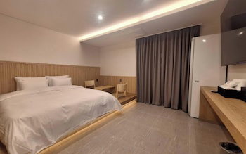 Hotel Jeonju Uadong Herb