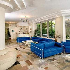 Hotel Prestige cazare Cattolica
