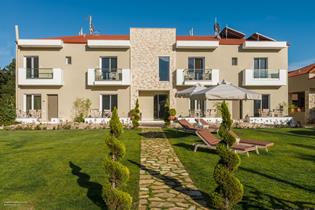 Hotel Lagaria Luxury Rooms & Apartments