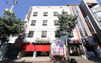 Hotel Pohang Jukdo Market L