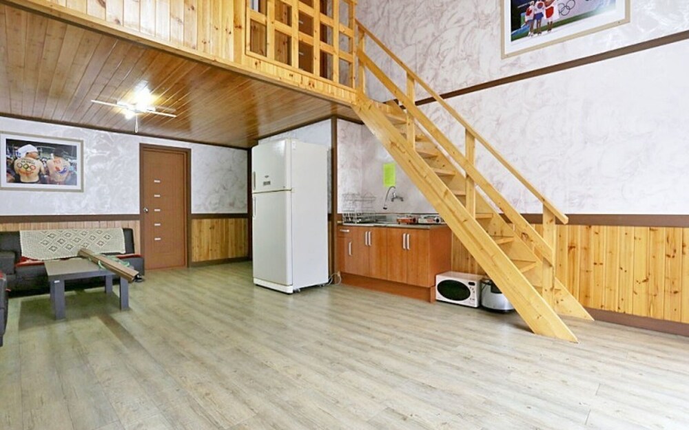 Hotel Youngwol Dongganggaja Bongnae Pension