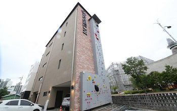 Hotel Sokcho Brooklyn Hotel