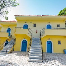 Hotel Ammes cazare Valsamata
