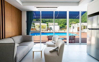 Hotel Seongju Art Village Pension