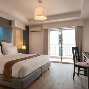 Hotel Oakwood Hotel Journeyhub Pattaya cazare Chon Buri