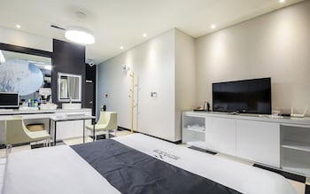 Hotel Naju Breeze Self Check-In Motel