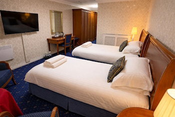 Tre-Ysgawen Hall, Country House Hotel And Spa