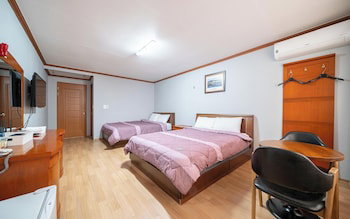 Hotel Gangneung Gyeongpodae Gangneung Motel