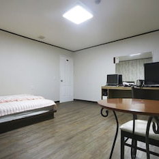 Hotel Hamyang Byeolgung cazare Byeonggok