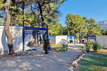 Hotel Port 9 Camping