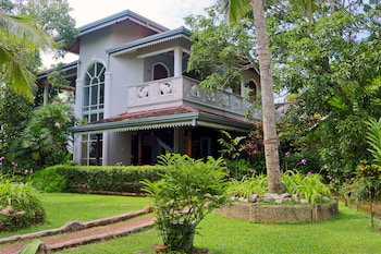 Hotel River View Villas
