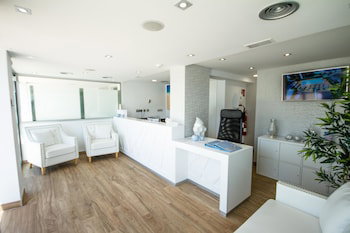 Portosol Apts.