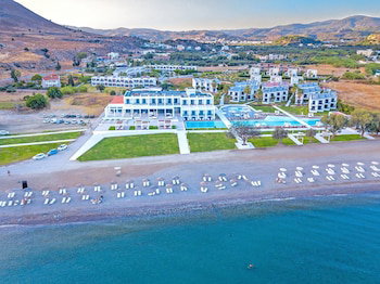 Hotel Kamari Beach