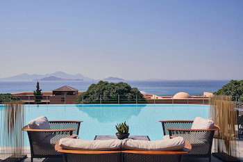 Helona Resort