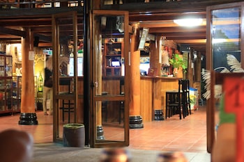 Phong Nha Lake House Resort