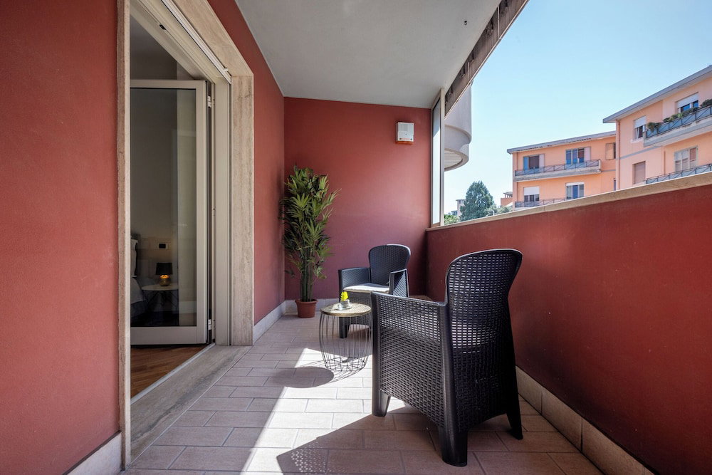 Hotel Fior Di Loto Central